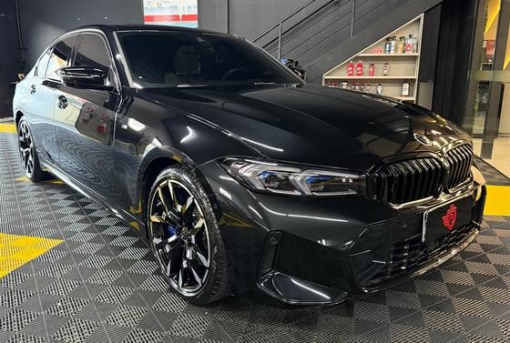 BMW 320i 2.0 16V TURBO FLEX M SPORT AUTOMÁTICO BMW 320i 2.0 16V TURBO FLEX M SPORT AUTOMÁTICO